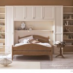 Camere solare tradizionale color beige e legno