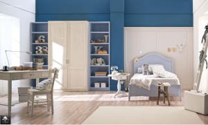 Cameretta stile sobrio e tradizionale in legno color blu e beige